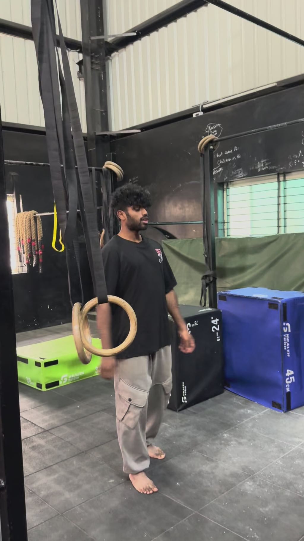 Play Oversized Gym T‑Shirt – Breathable Lift-Ready Tee for Calisthenics, Parkour & Heavy Lifts.